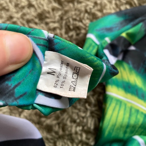 bikini bottom - Picture 3 of 3